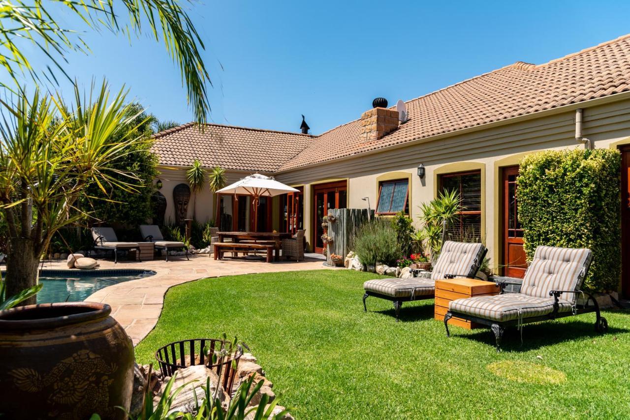 Villachad Guesthouse Kleinmond Exterior foto